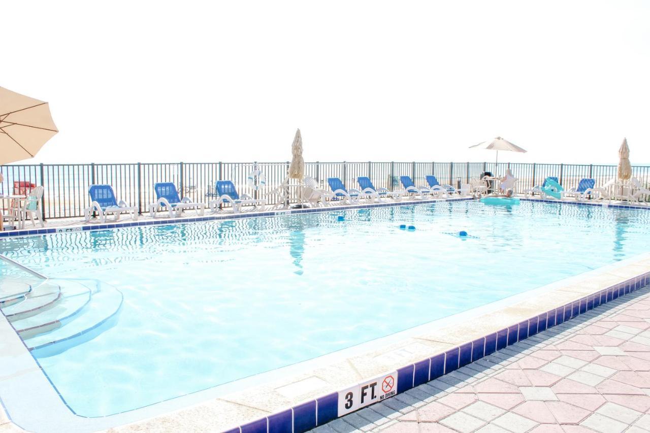 Outrigger Beach Club Resort Ormond Beach Exterior photo