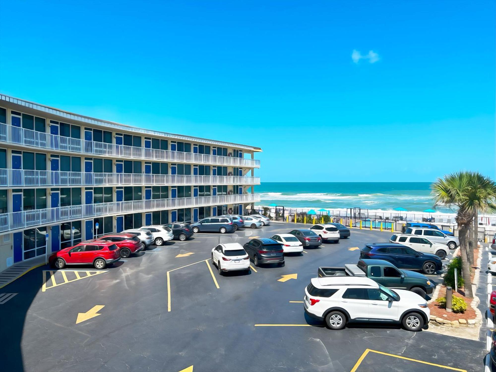 Outrigger Beach Club Resort Ormond Beach Exterior photo